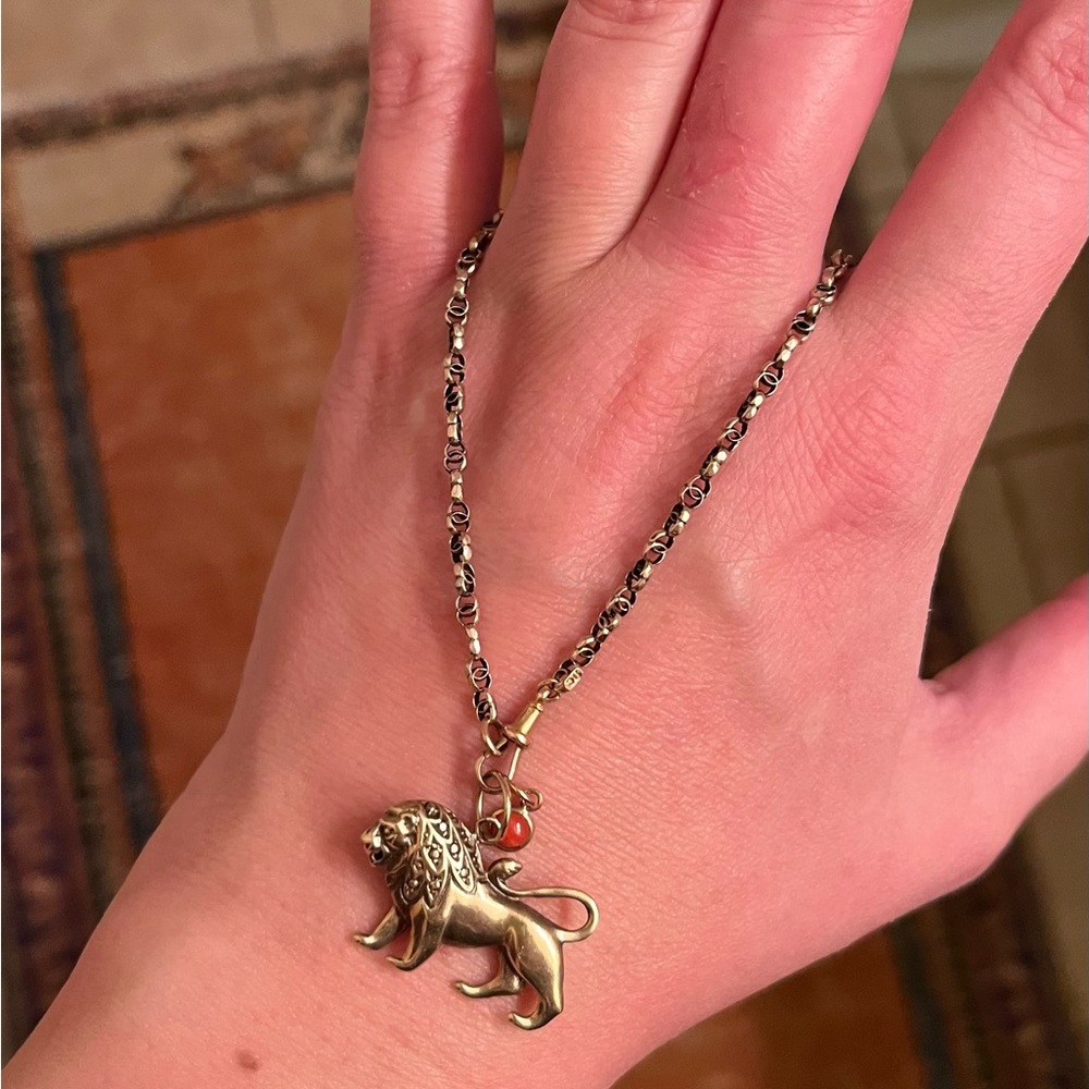 Vintage Solid Gold Lion & Coral Necklace
